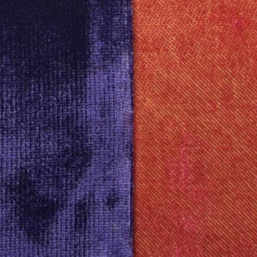 Kissen-Unikate von AN-NA Design in starken Farben, hier lila und orange.