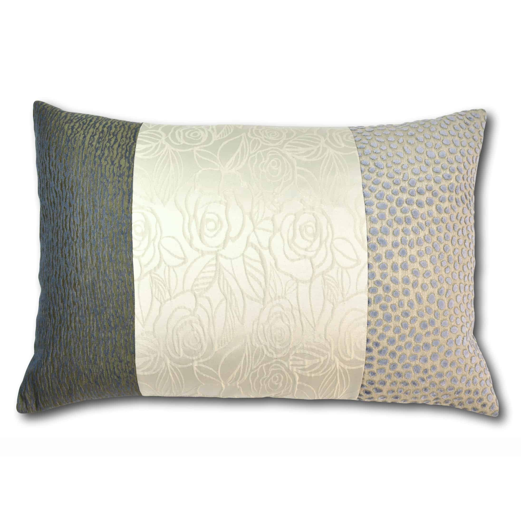 Bei AN-NA Design finden Sie hochwertige Kissen und besondere Geschenke. AN-NA Design ist eine Design Manufaktur. Unsere Kissen werden in Deutschland handgefertigt. Hier ein Kissen in den Farben Wollweiß, Beige, Grau, Hellblau und Dunkelblau.